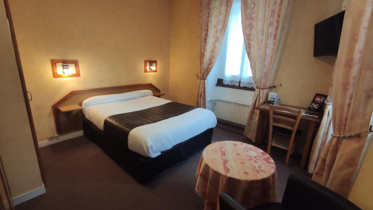 Hotel Angleterre แชร์บูร์ก อ็อง กงต็องแต็ง ภายนอก รูปภาพ