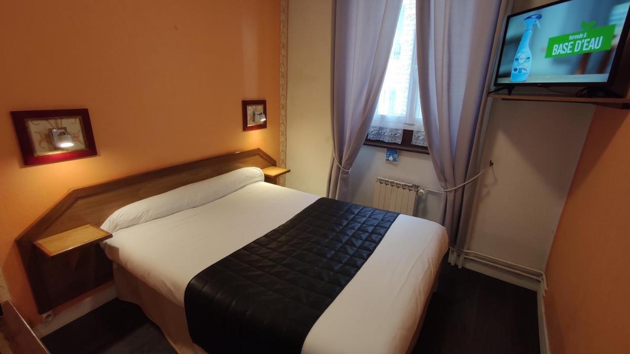 Hotel Angleterre แชร์บูร์ก อ็อง กงต็องแต็ง ภายนอก รูปภาพ