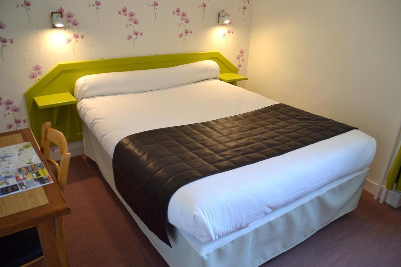 Hotel Angleterre แชร์บูร์ก อ็อง กงต็องแต็ง ภายนอก รูปภาพ