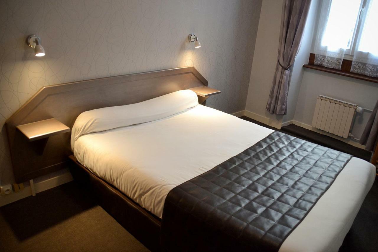 Hotel Angleterre แชร์บูร์ก อ็อง กงต็องแต็ง ภายนอก รูปภาพ
